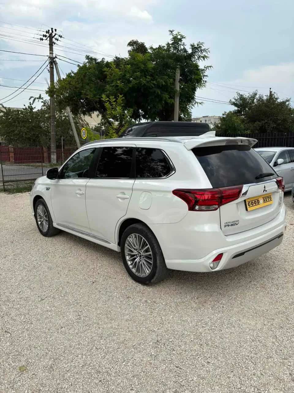 Mitsubishi Outlander - фото 8