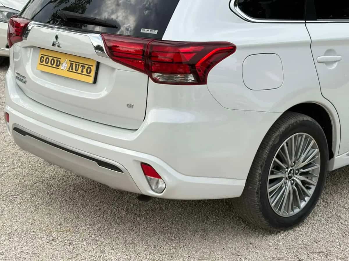 Mitsubishi Outlander - фото 10