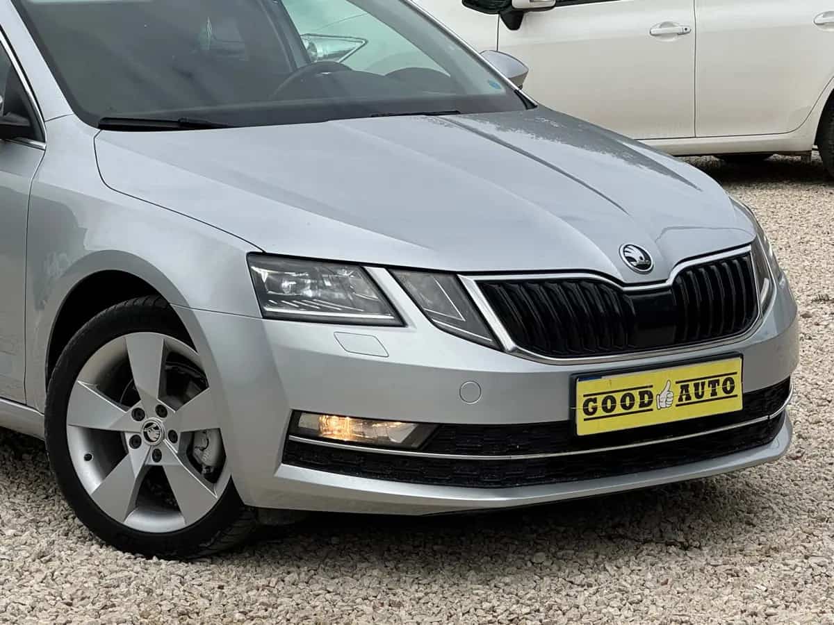 Skoda Octavia - фото 2