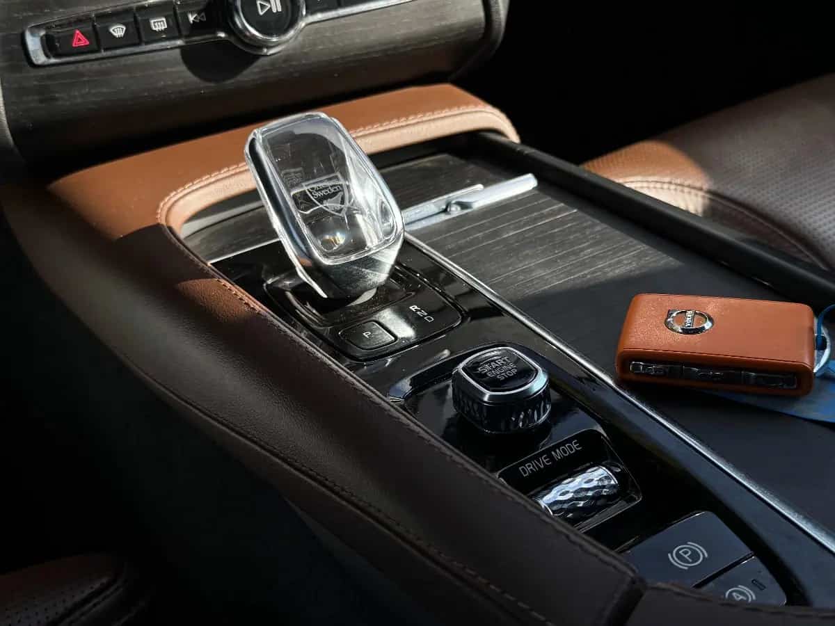 Volvo XC90 - фото 14