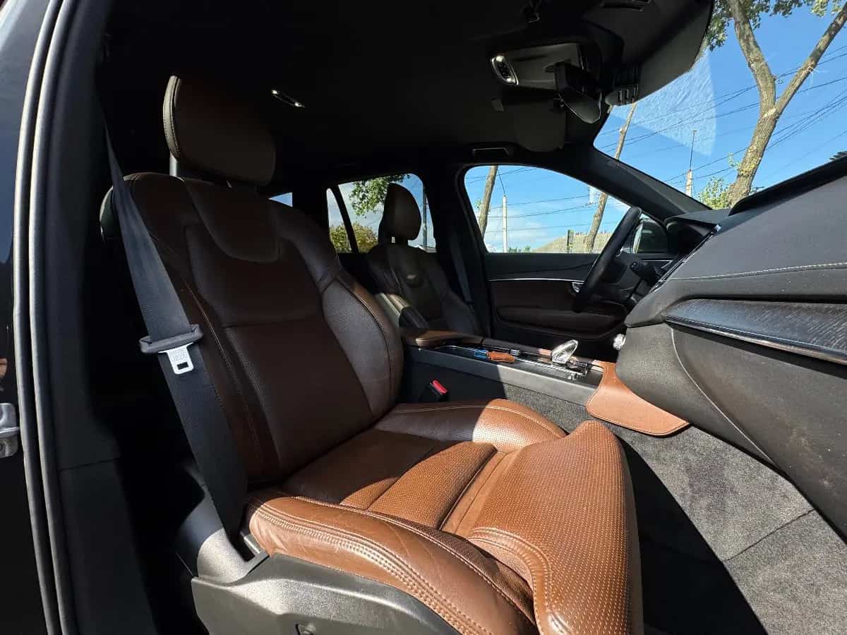 Volvo XC90 - фото 16