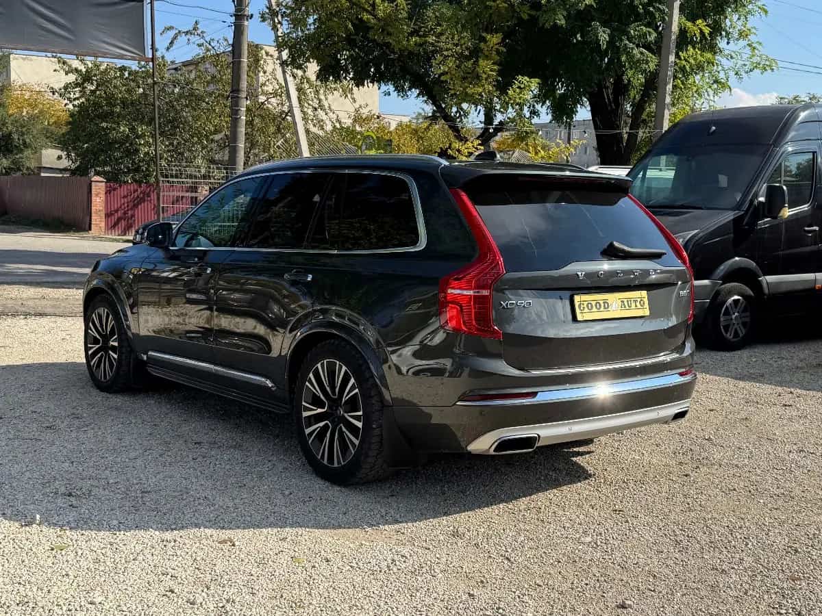 Volvo XC90 - фото 5