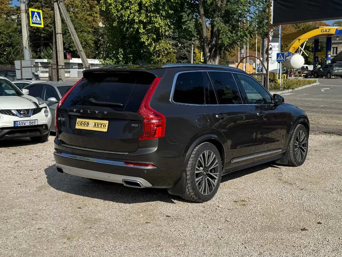 Volvo XC90 - фото 6