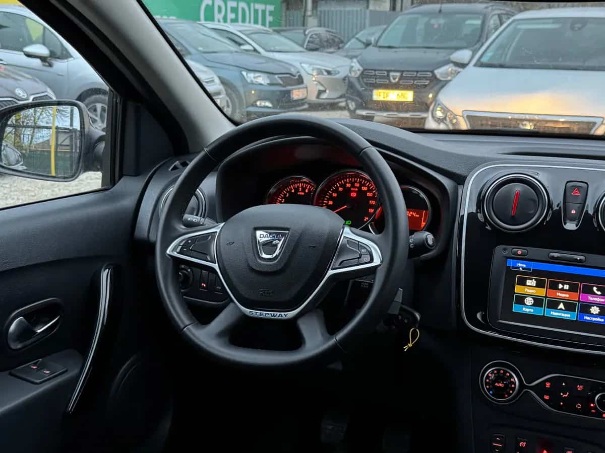 Dacia Sandero - фото 18