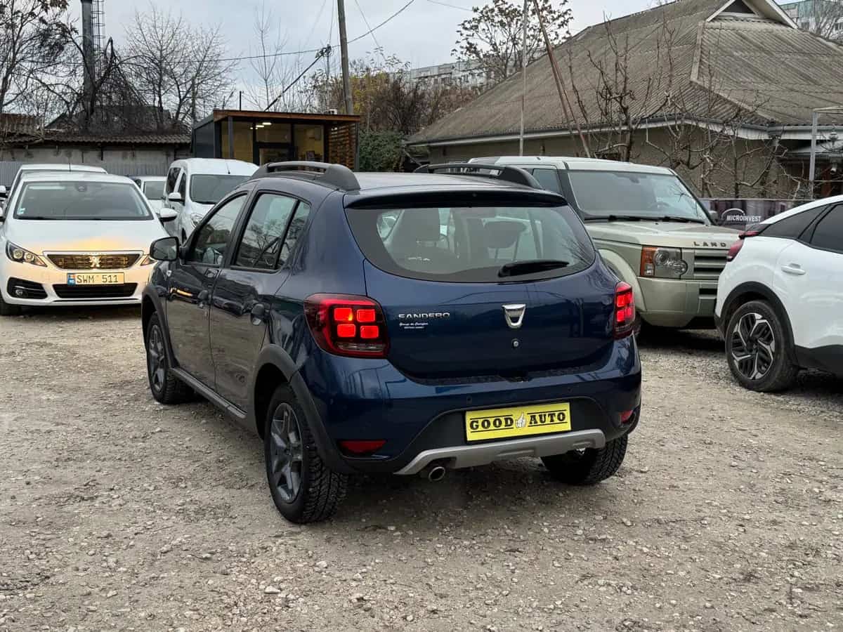 Dacia Sandero - фото 6