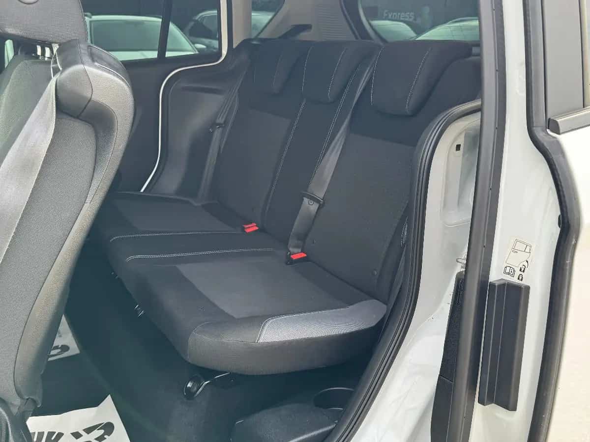 Ford B-Max - фото 9