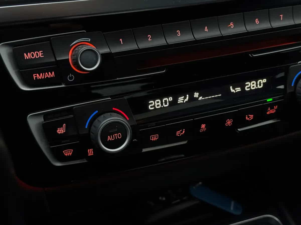 BMW 4 Series - фото 16