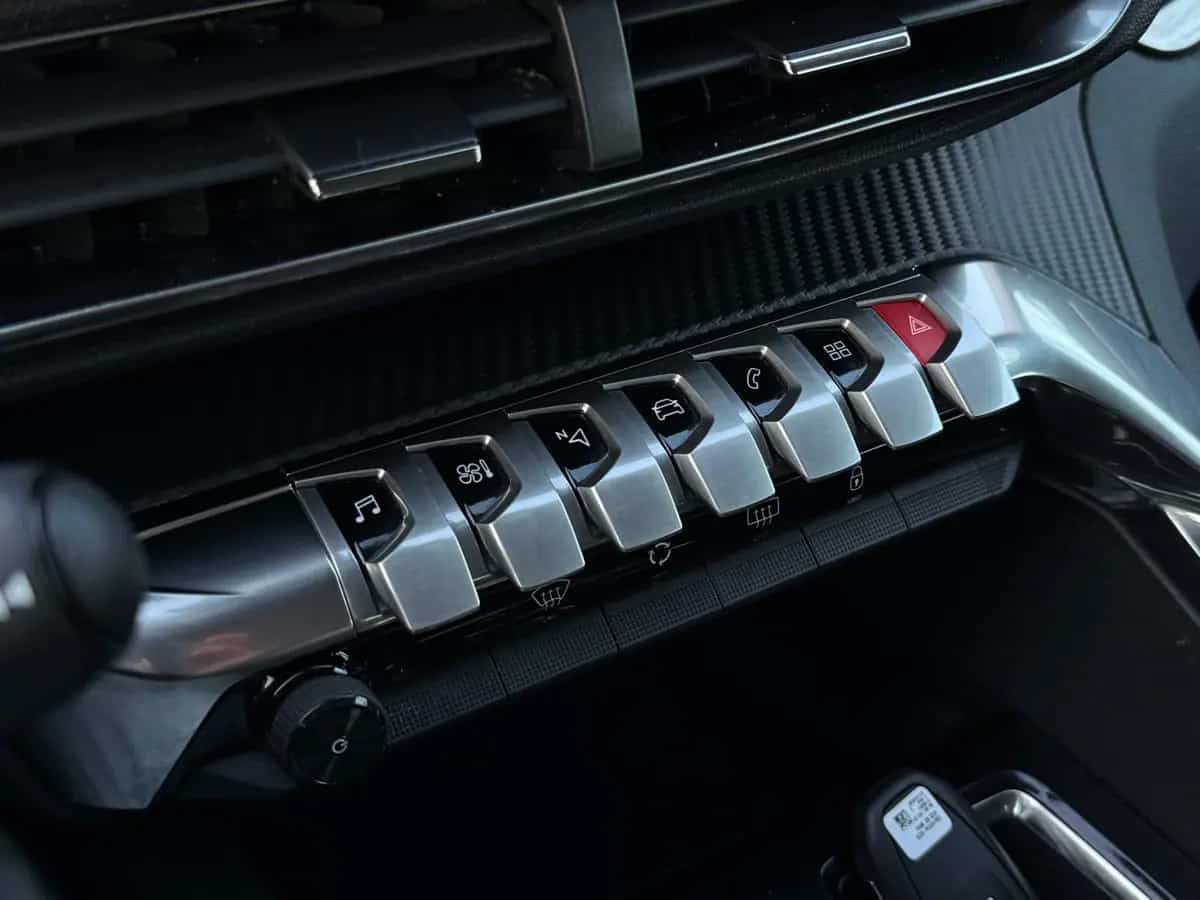 Peugeot 3008 - фото 16