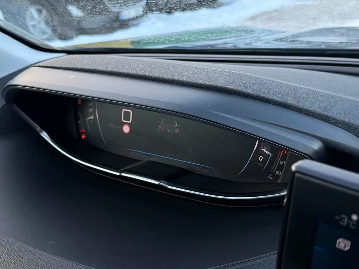 Peugeot 3008 - фото 18