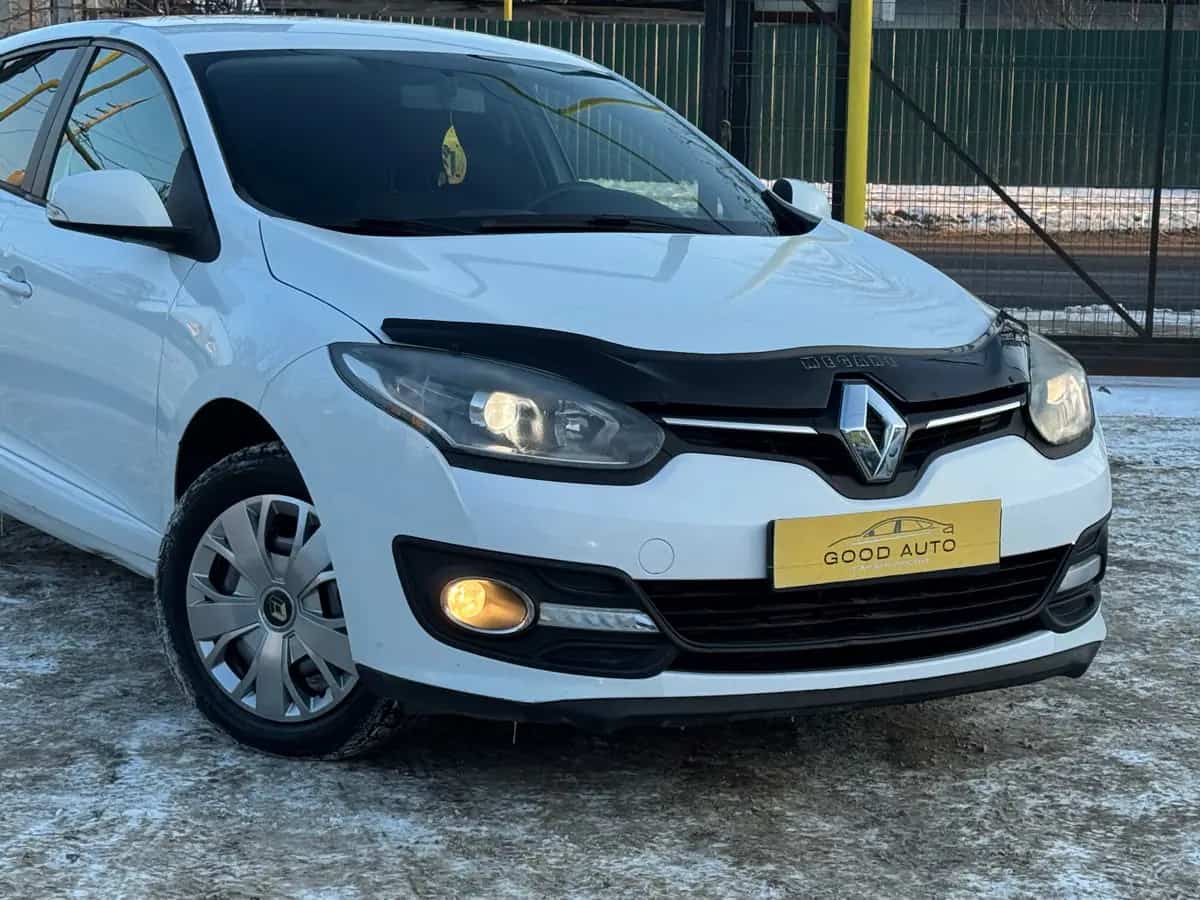 Renault Megane - фото 2