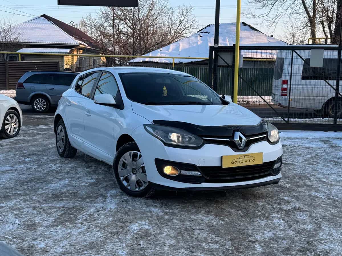 Renault Megane - фото 1