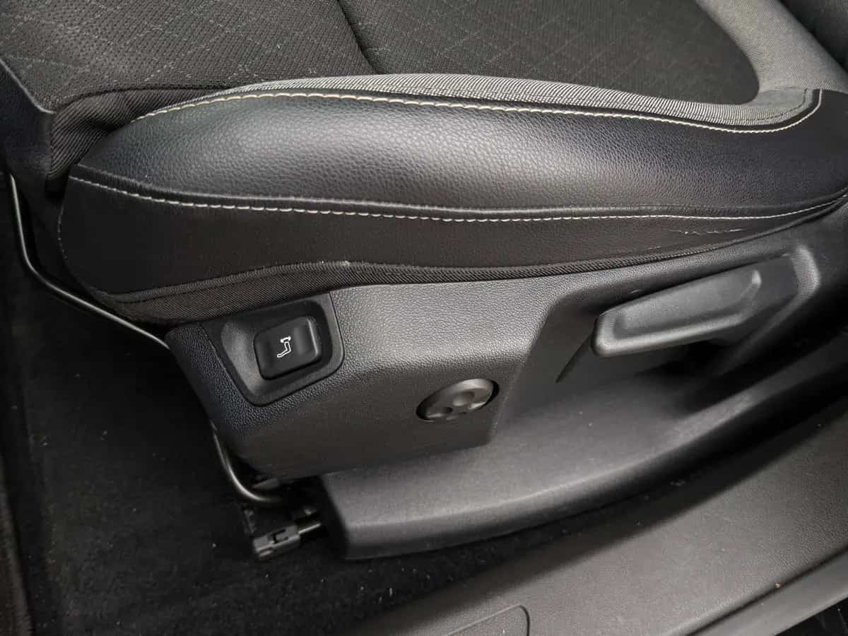 Opel Grandland X - фото 11