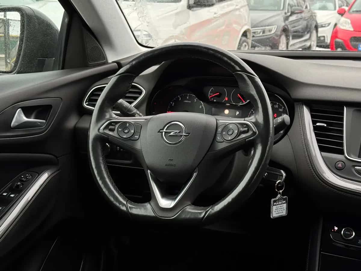 Opel Grandland X - фото 19