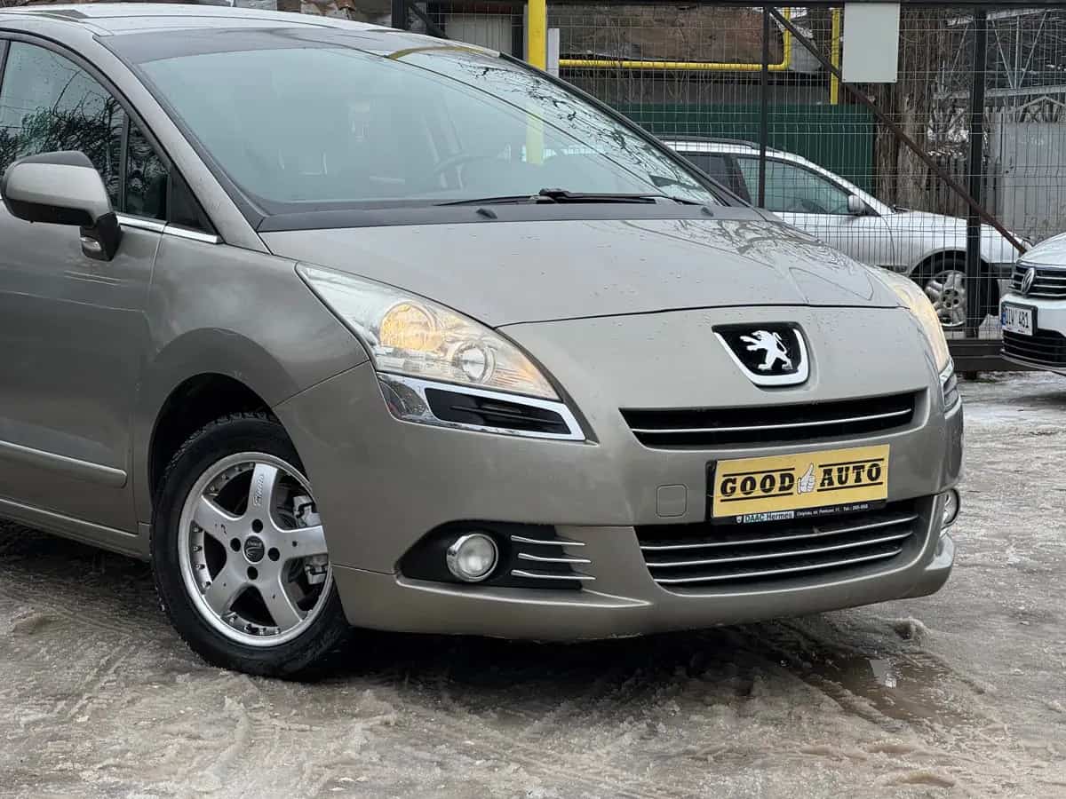 Peugeot 5008 - фото 2