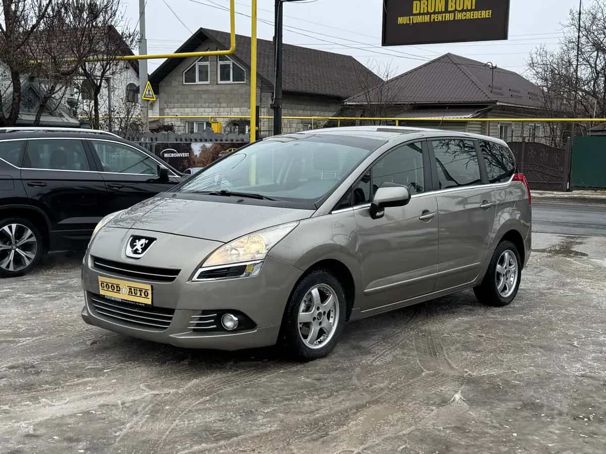 Peugeot 5008 - фото 3