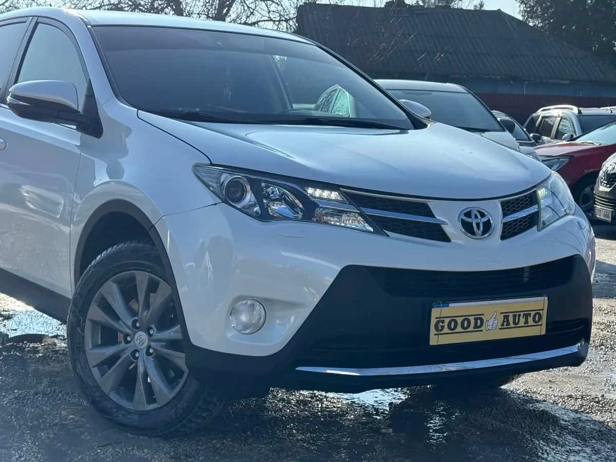 Toyota Rav 4 - фото 2