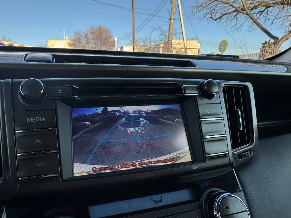 Toyota Rav 4 - фото 17