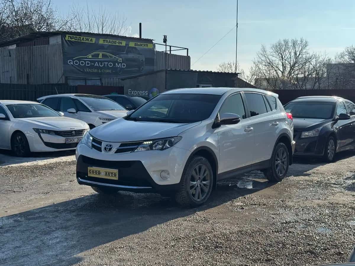 Toyota Rav 4 - фото 3