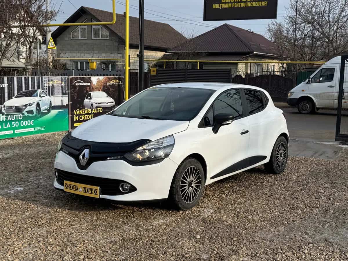 Renault Clio - фото 3