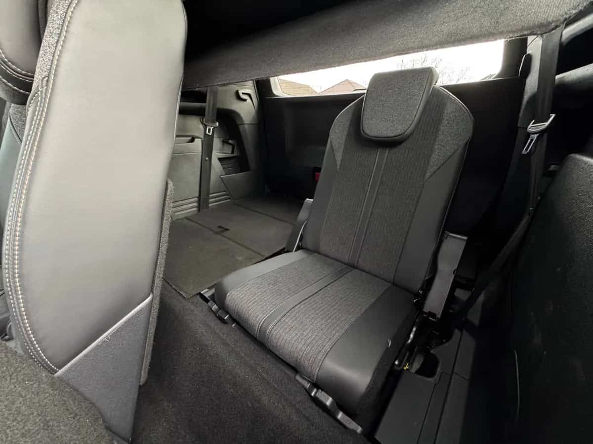 Peugeot 5008 - фото 11