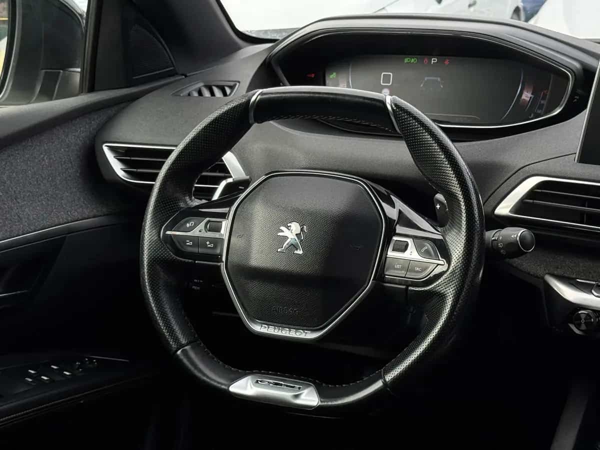 Peugeot 5008 - фото 17