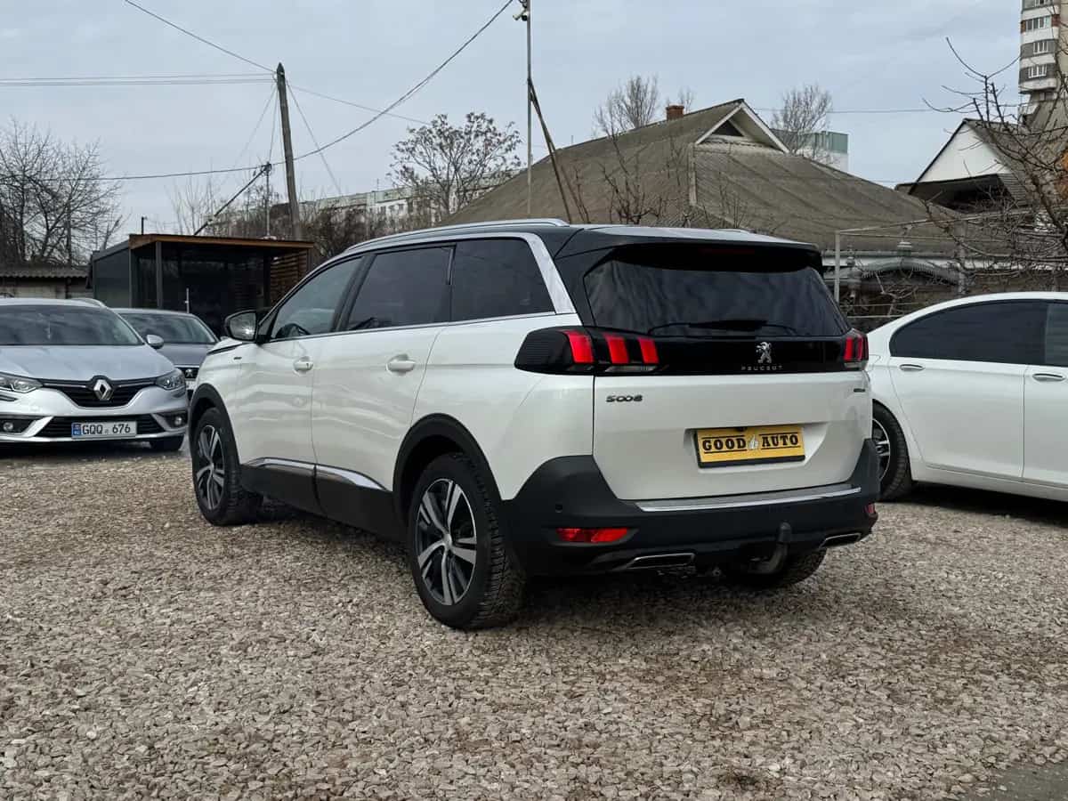 Peugeot 5008 - фото 7