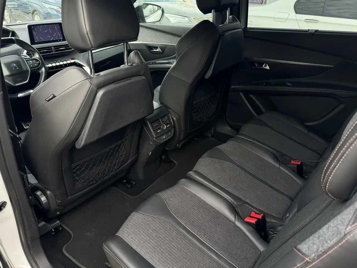 Peugeot 5008 - фото 9