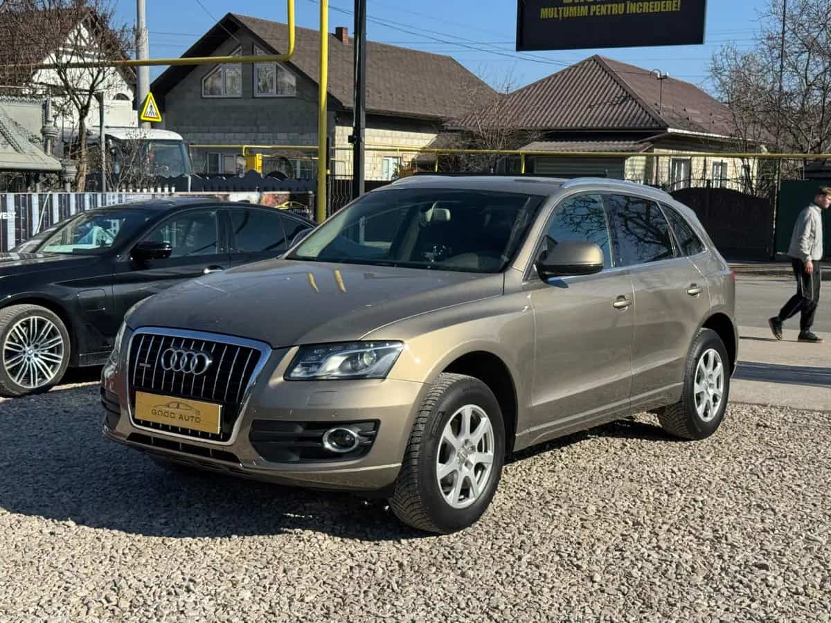 Audi Q5 - фото 3