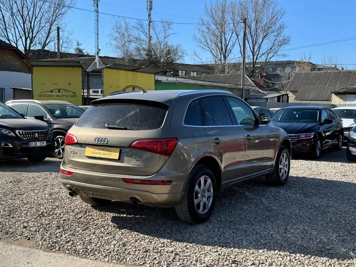 Audi Q5 - фото 5