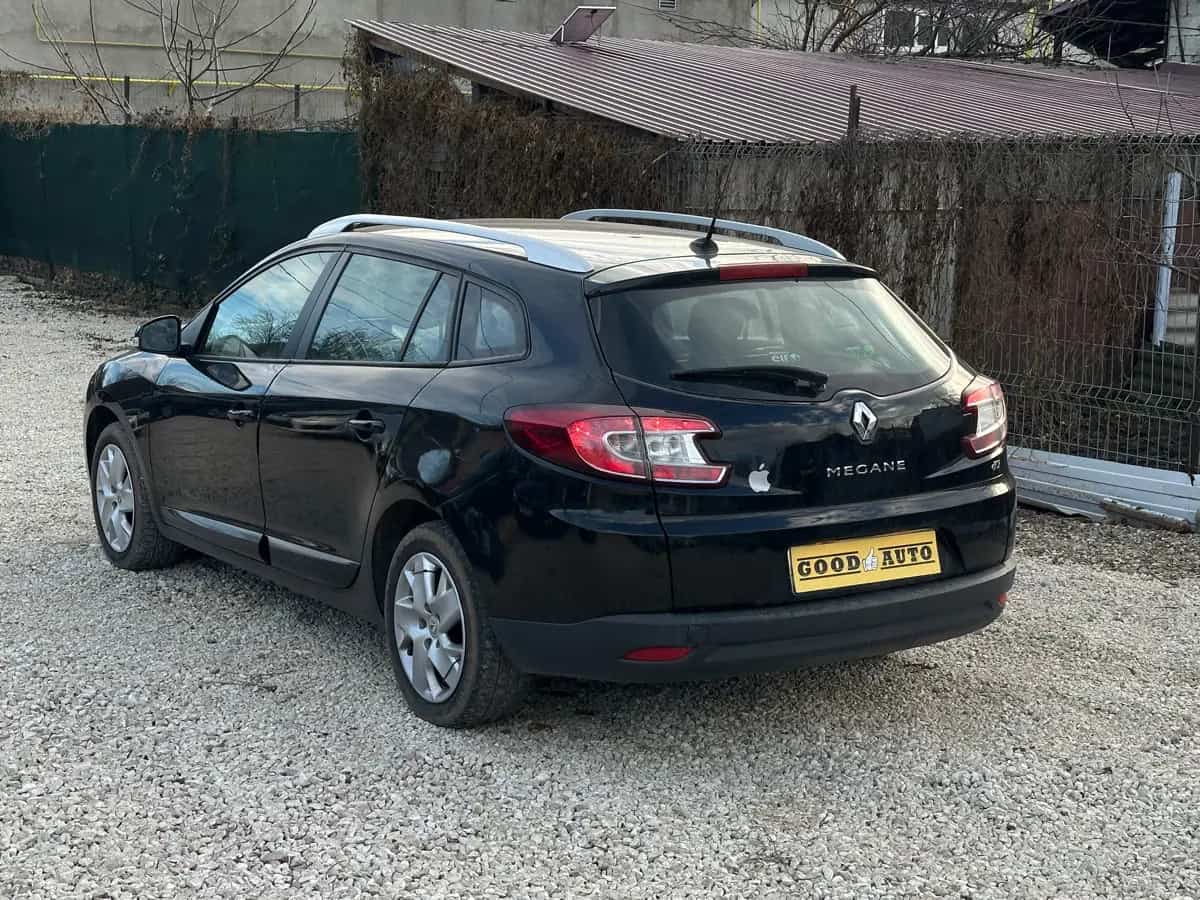 Renault Megane - фото 5