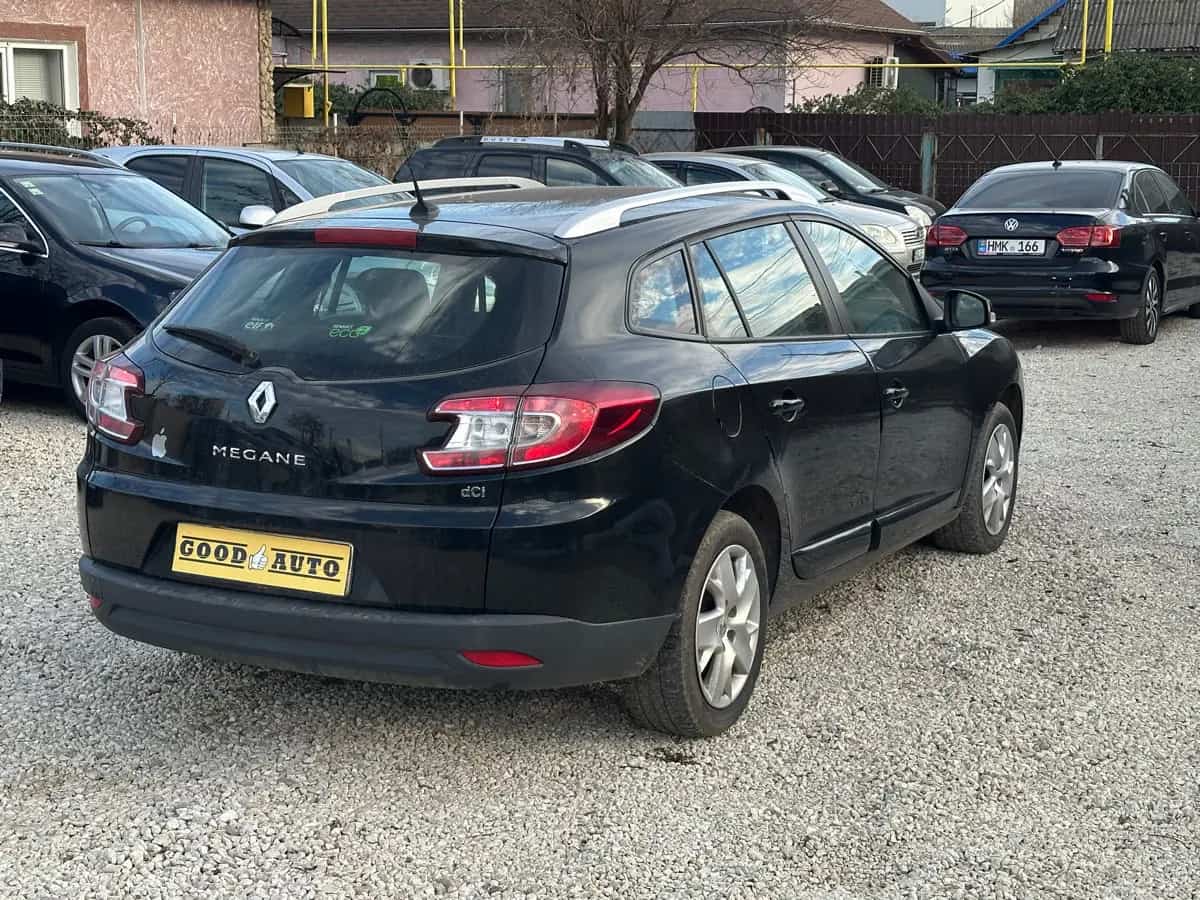 Renault Megane - фото 6
