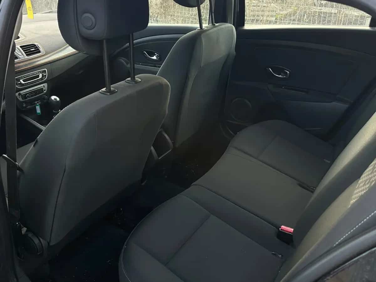 Renault Megane - фото 8