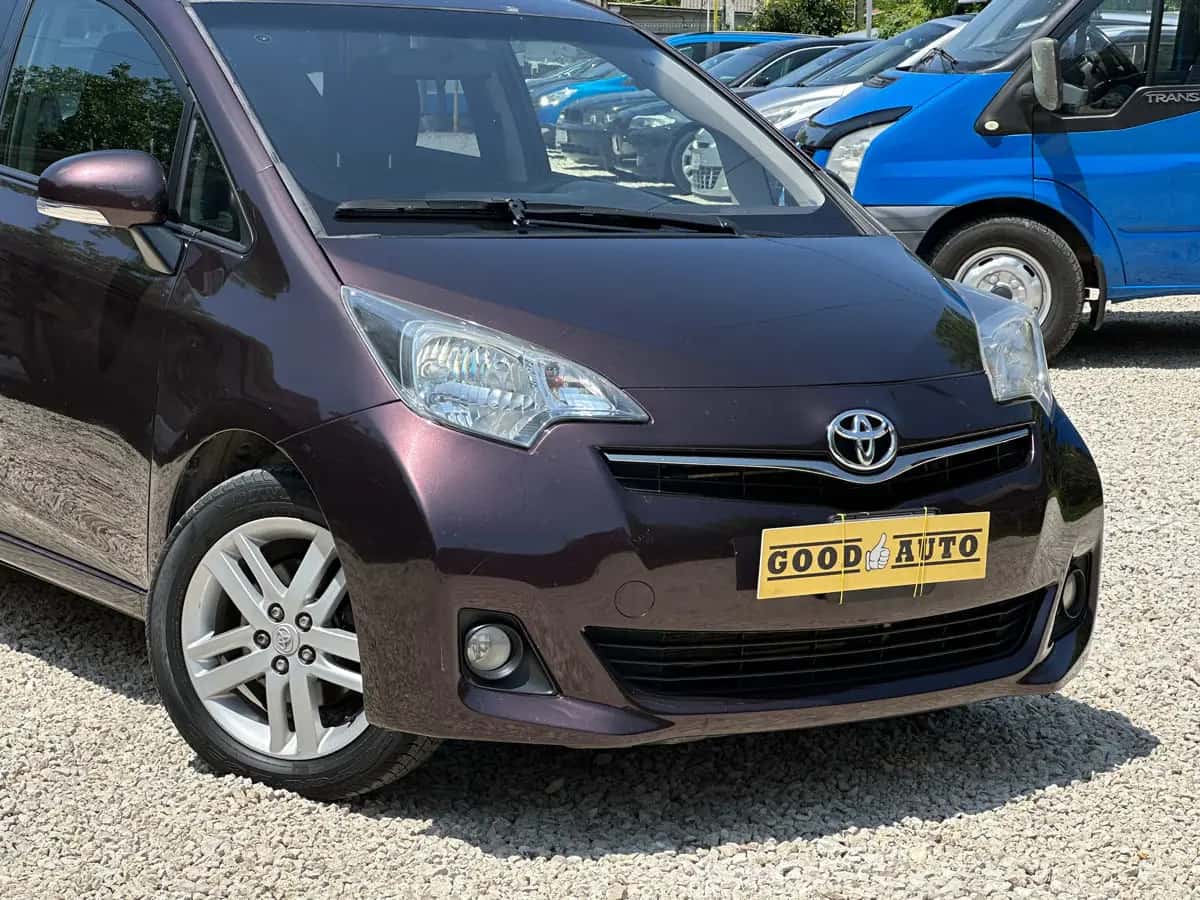 Toyota Verso-S - фото 2