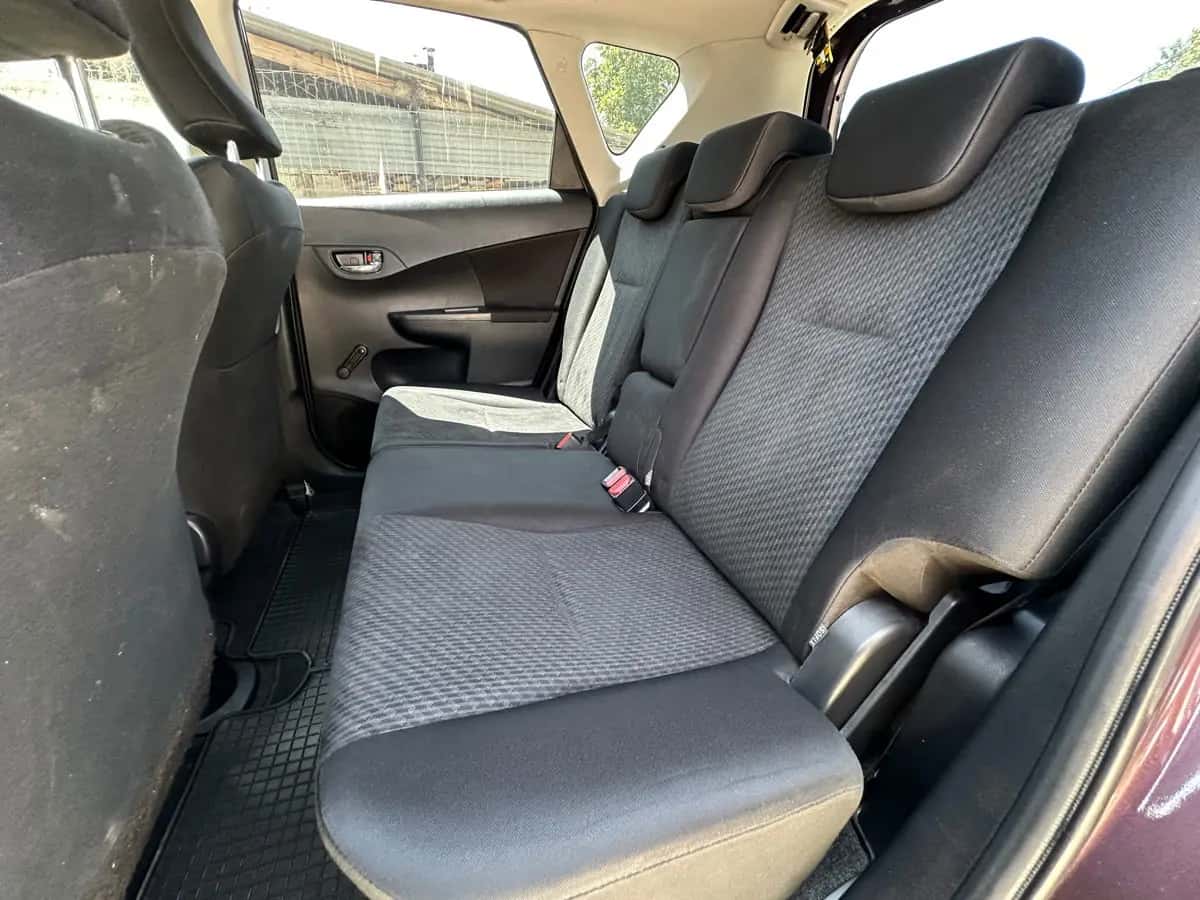 Toyota Verso-S - фото 8