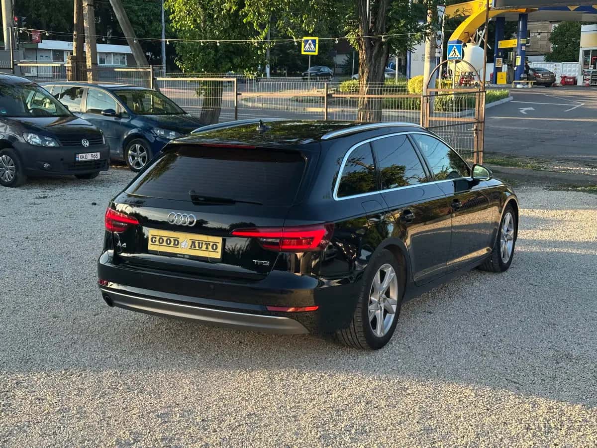 Audi A4 - fotografia 5