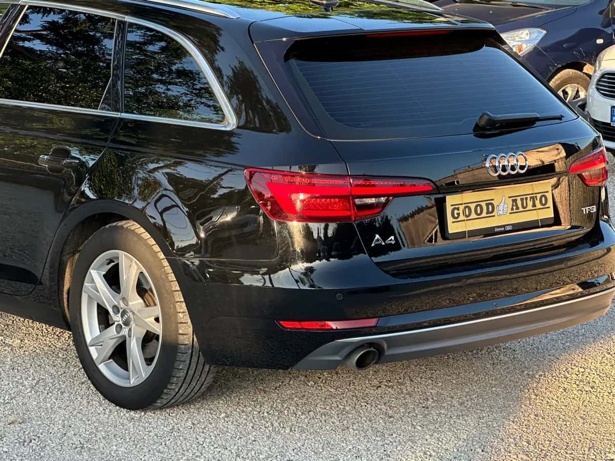 Audi A4 - fotografia 7