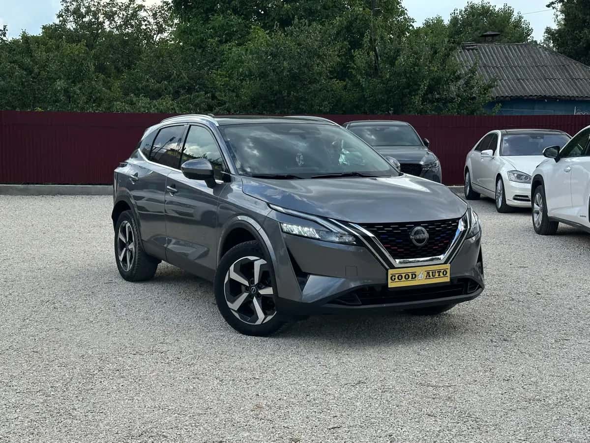 Nissan Qashqai - фото 1