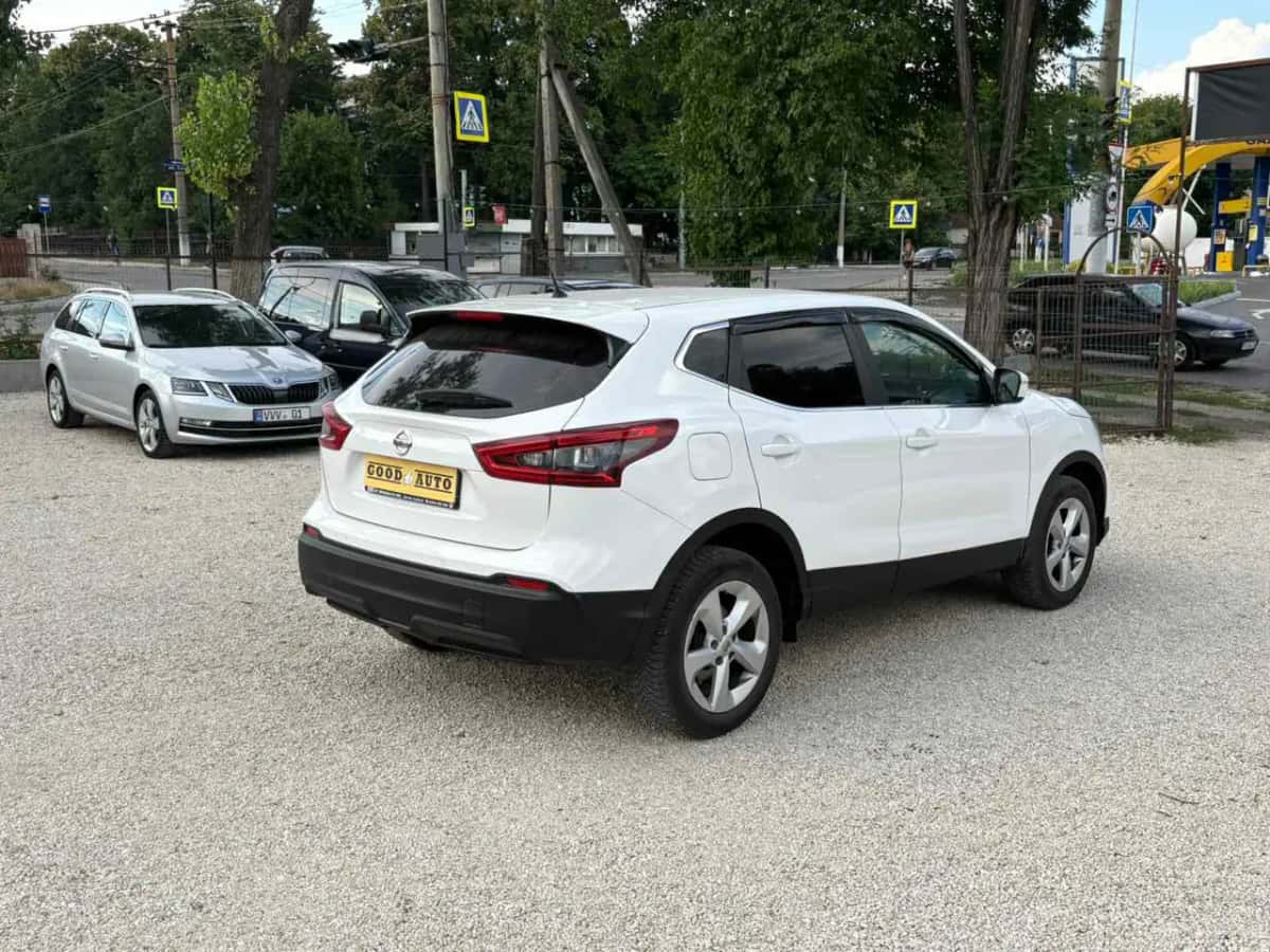 Nissan Qashqai - fotografia 4