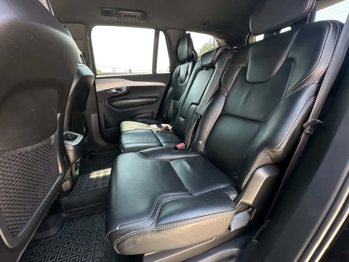 Volvo XC90 - fotografia 11