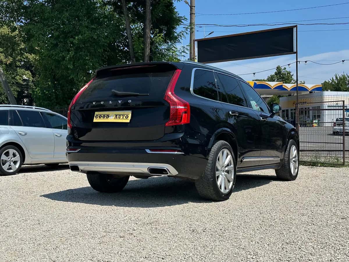 Volvo XC90 - fotografia 5