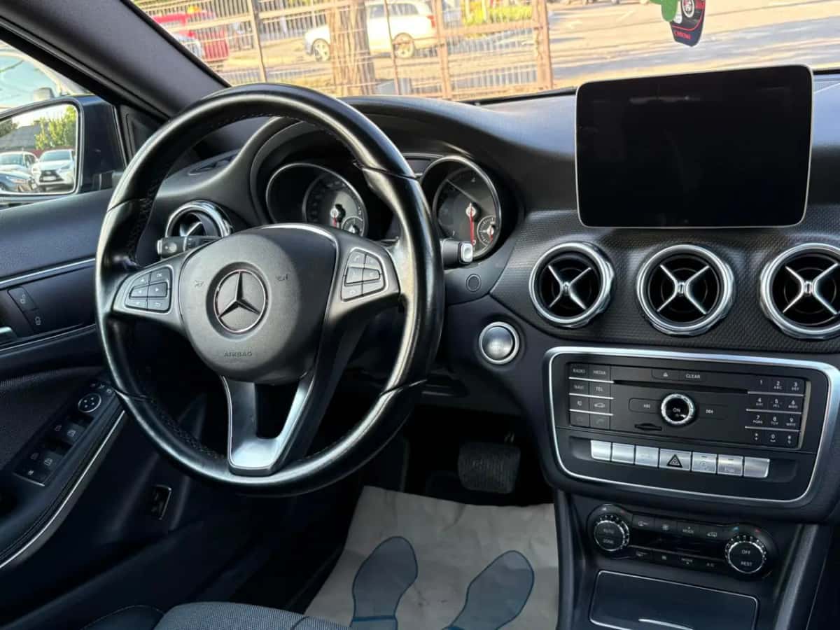 Mercedes GLA - фото 6