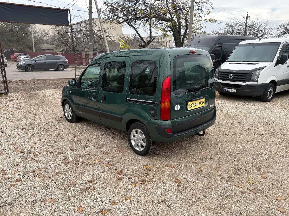 Renault Kangoo - fotografia 4