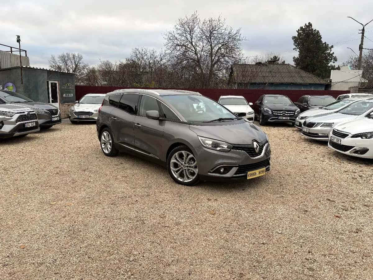 Renault Grand Scenic - фото 1