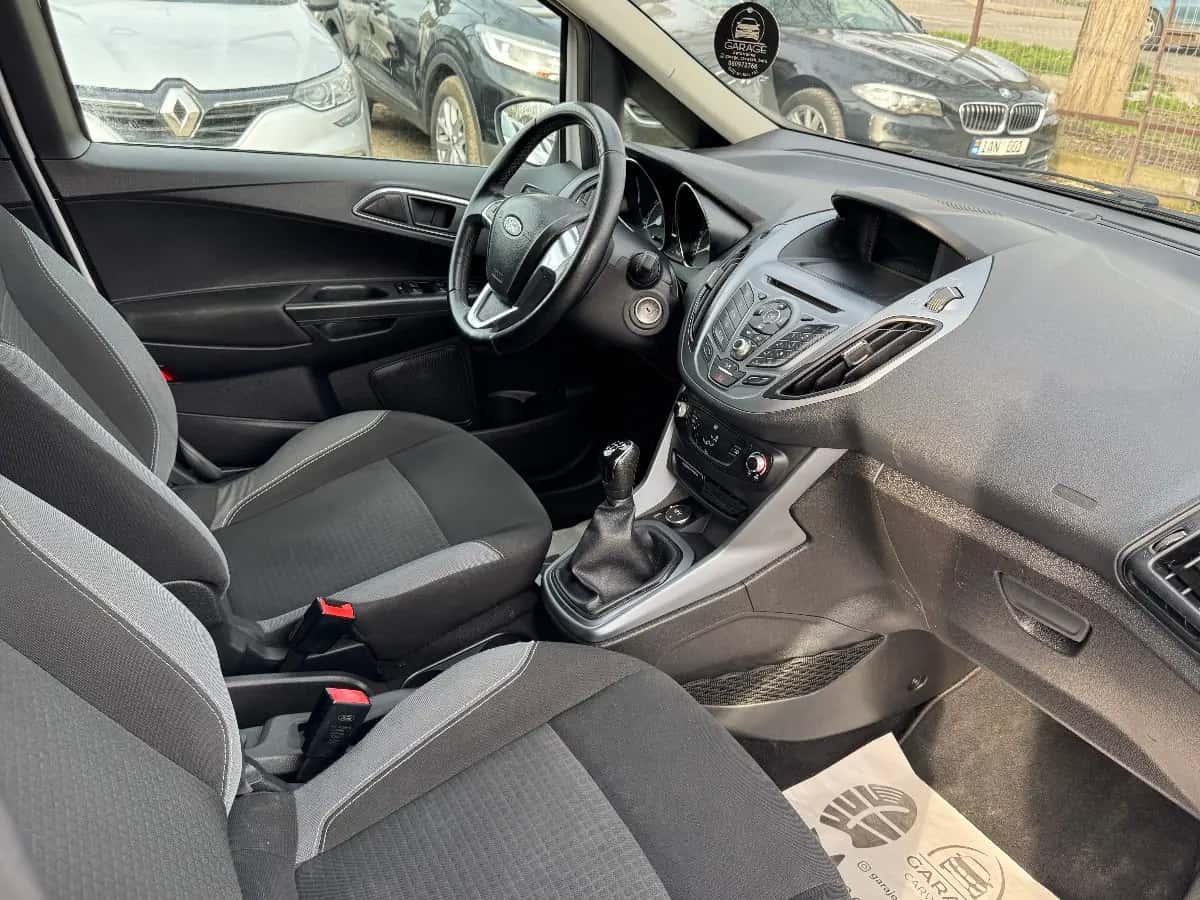 Ford B-Max - fotografia 11