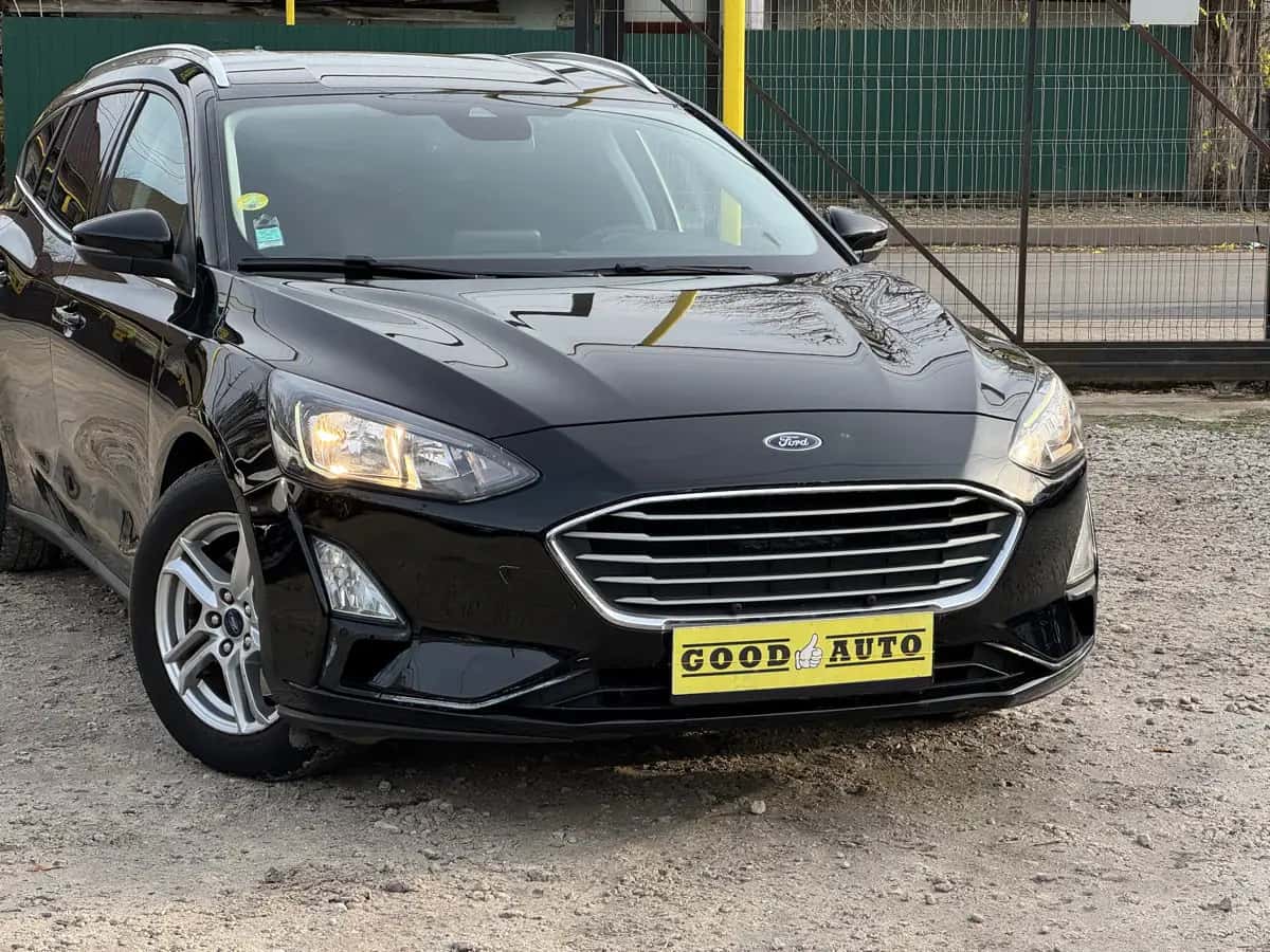 Ford Focus - фото 2