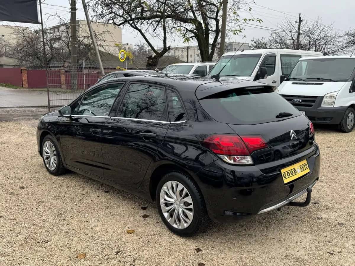 Citroen C4 - фото 6