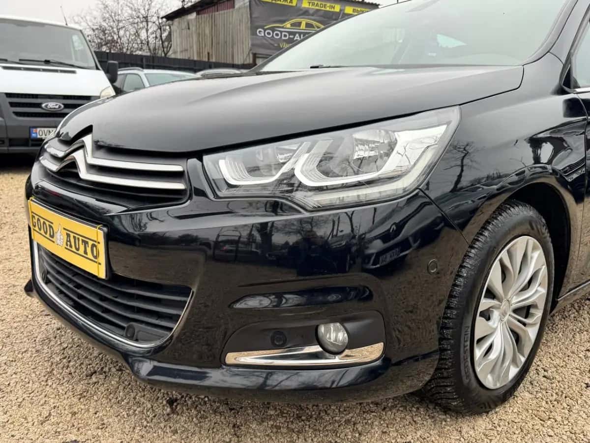 Citroen C4 - фото 7
