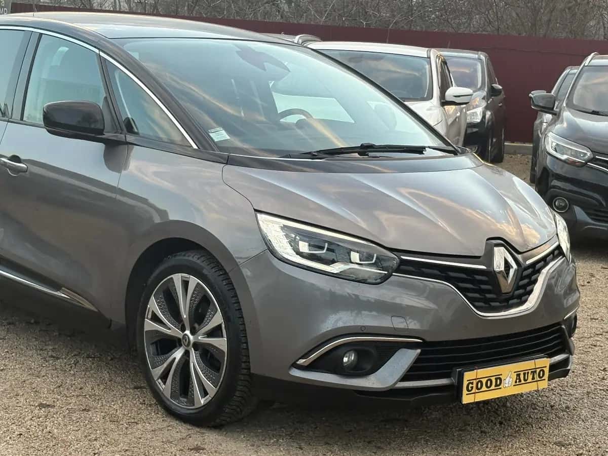 Renault Scenic - фото 2