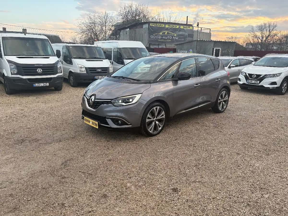 Renault Scenic - фото 3