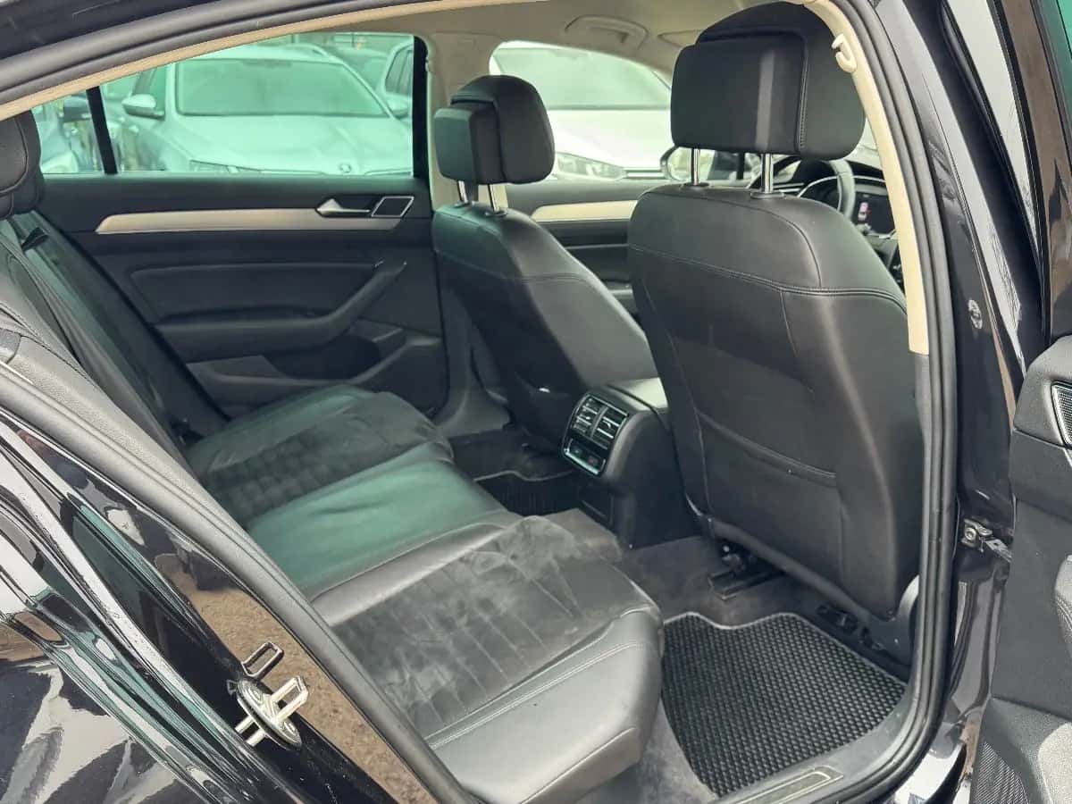 Volkswagen Passat - фото 9